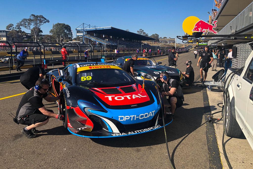 Fraser Ross with McElrea Racing at Sydney Motorsport Park for round 5 of the 2018 Australian GT championship