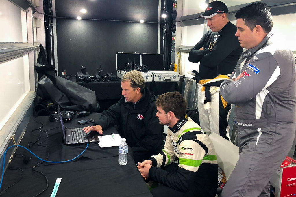 McElrea Racing drivers with Warren Luff at Winton for round 5 of the 2018 Porsche GT3 Cup Challenge