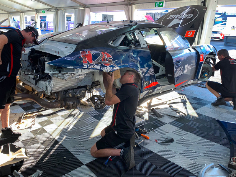 Tim Miles #6 racing at Hidden Valley Raceway 2019