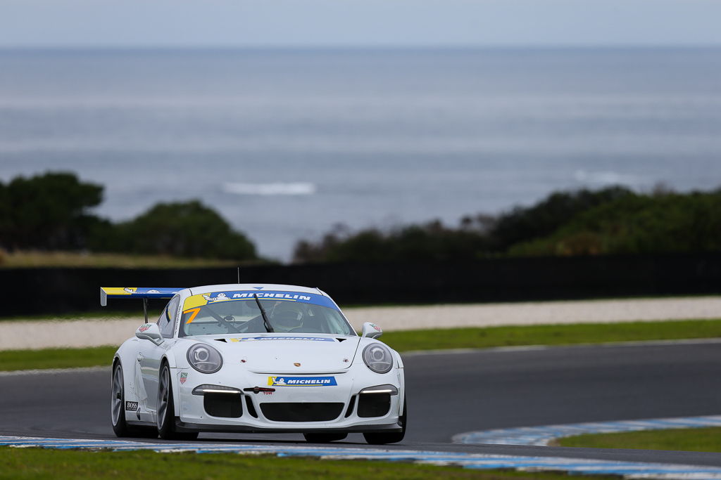 Ryan Suhle #7 racing at Phillip Island Circuit 2019
