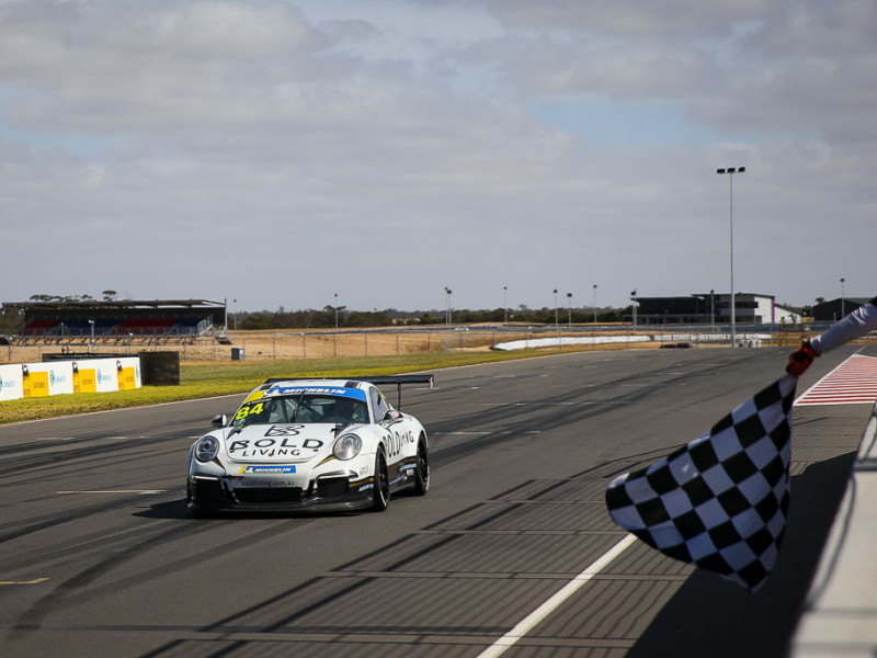 Brett Boulton #84 racing at The Bend Motorsport Park 2019