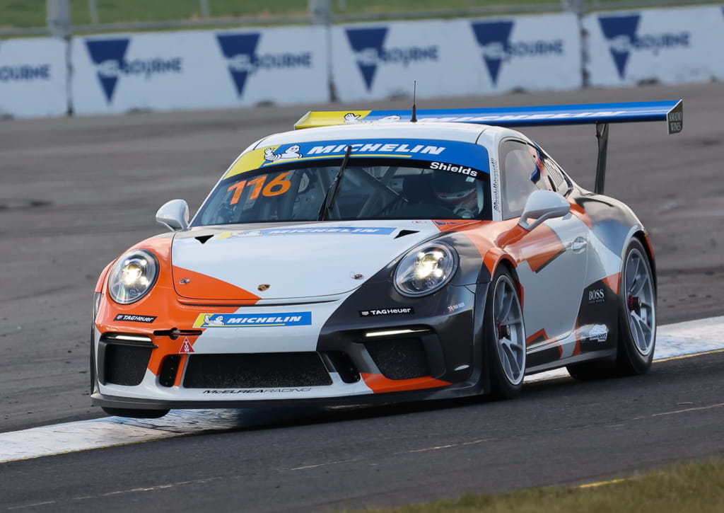 Aron Shields #116 racing at Sandown International Raceway 2022