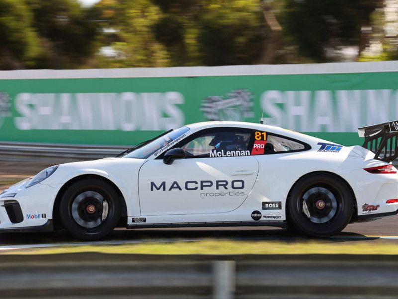Tom McLennan #81 racing at Sandown International Raceway 2022