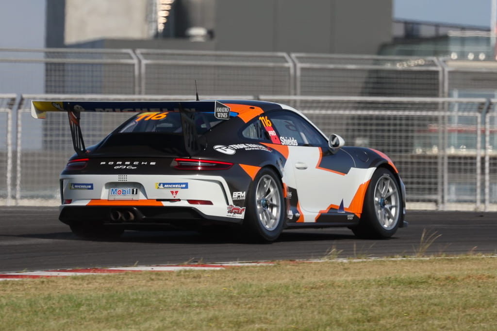 Aron Shields #116 racing at The Bend Motorsport Park 2022