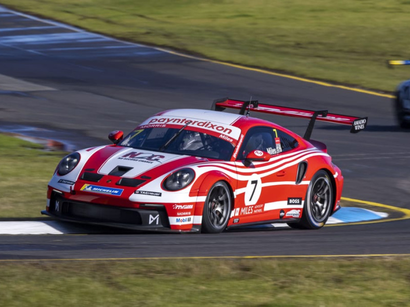 Tim Miles #7 racing at Sandown International Raceway 2022
