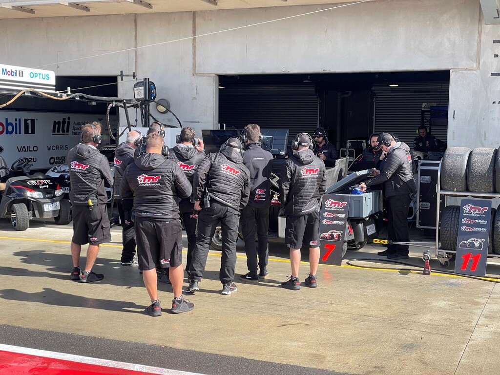 McElrea Racing crew at The Bend Motorsport Park 2023