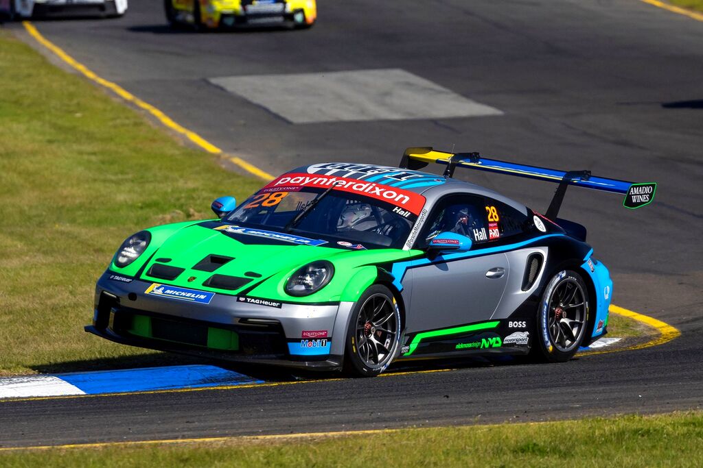 Bayley Hall #28 racing at Sandown International Raceway 2023