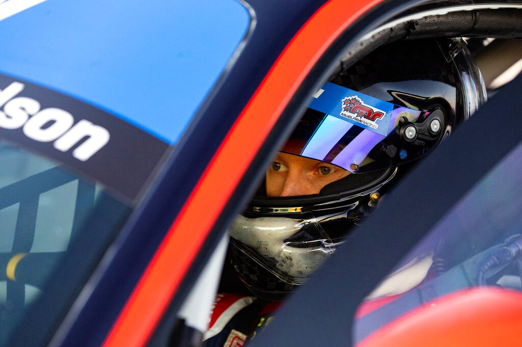Ayrton Hodson #28 racing at The Bend Motorsport Park 2024