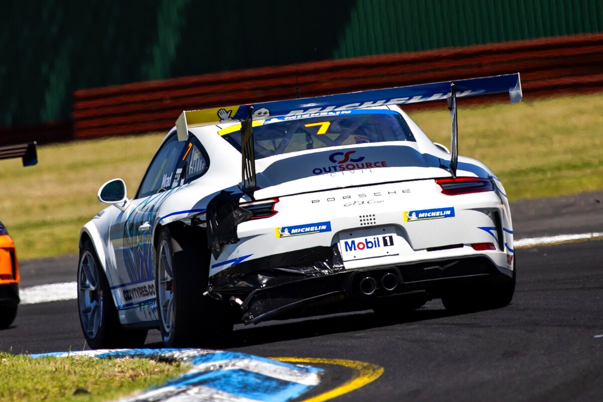 Kamal Mrad #7 racing at Sandown International Raceway 2025