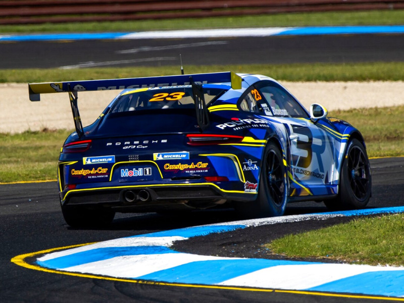 Lockie Bloxsom #23 racing at Sandown International Raceway 2025
