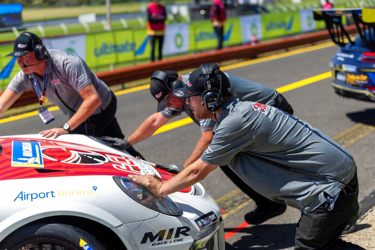 McElrea Racing crew at Sandown International Raceway 2025