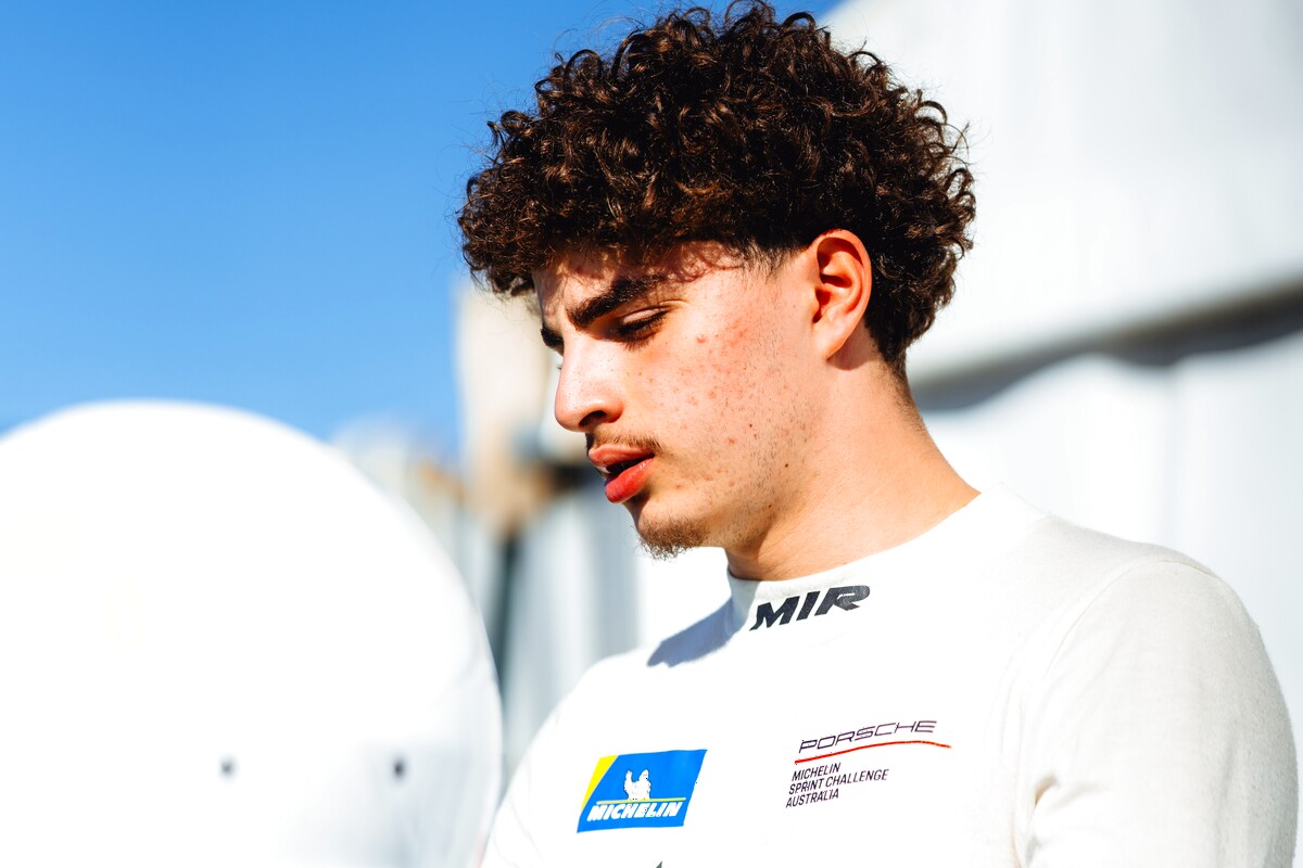Kamal Mrad #7 racing at Phillip Island Circuit 2026