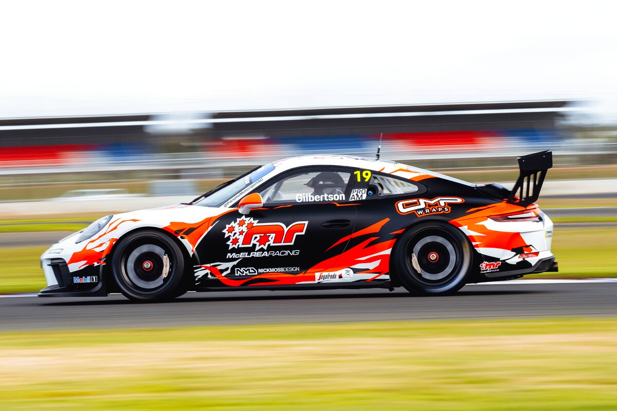 Anthony Gilbertson #19 racing at The Bend Motorsport Park 2026