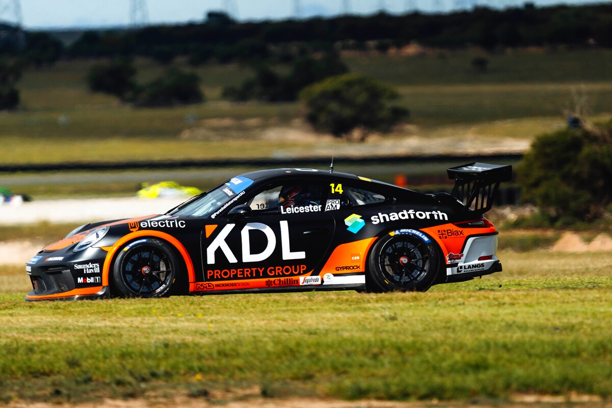 Kent Leicester #14 racing at The Bend Motorsport Park 2026