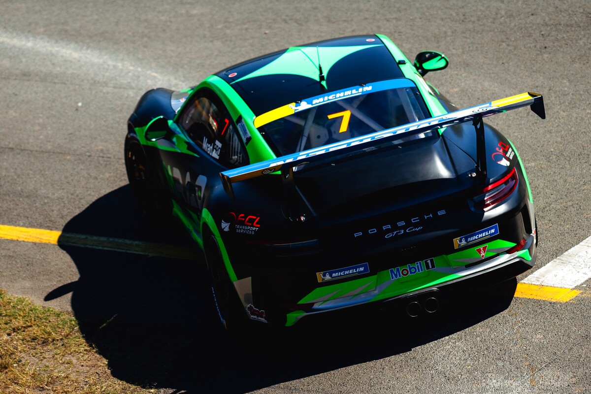 Kamal Mrad #7 racing at Sydney Motorsport Park 2026